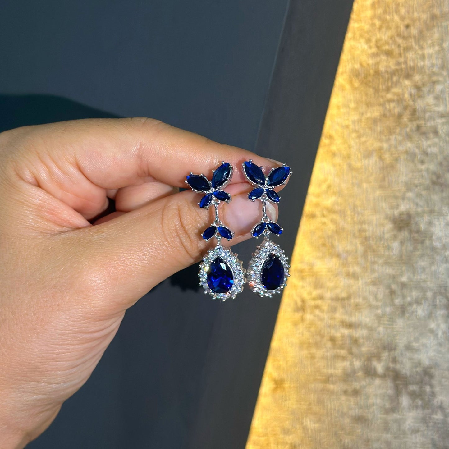 Sapphire Wings Küpe