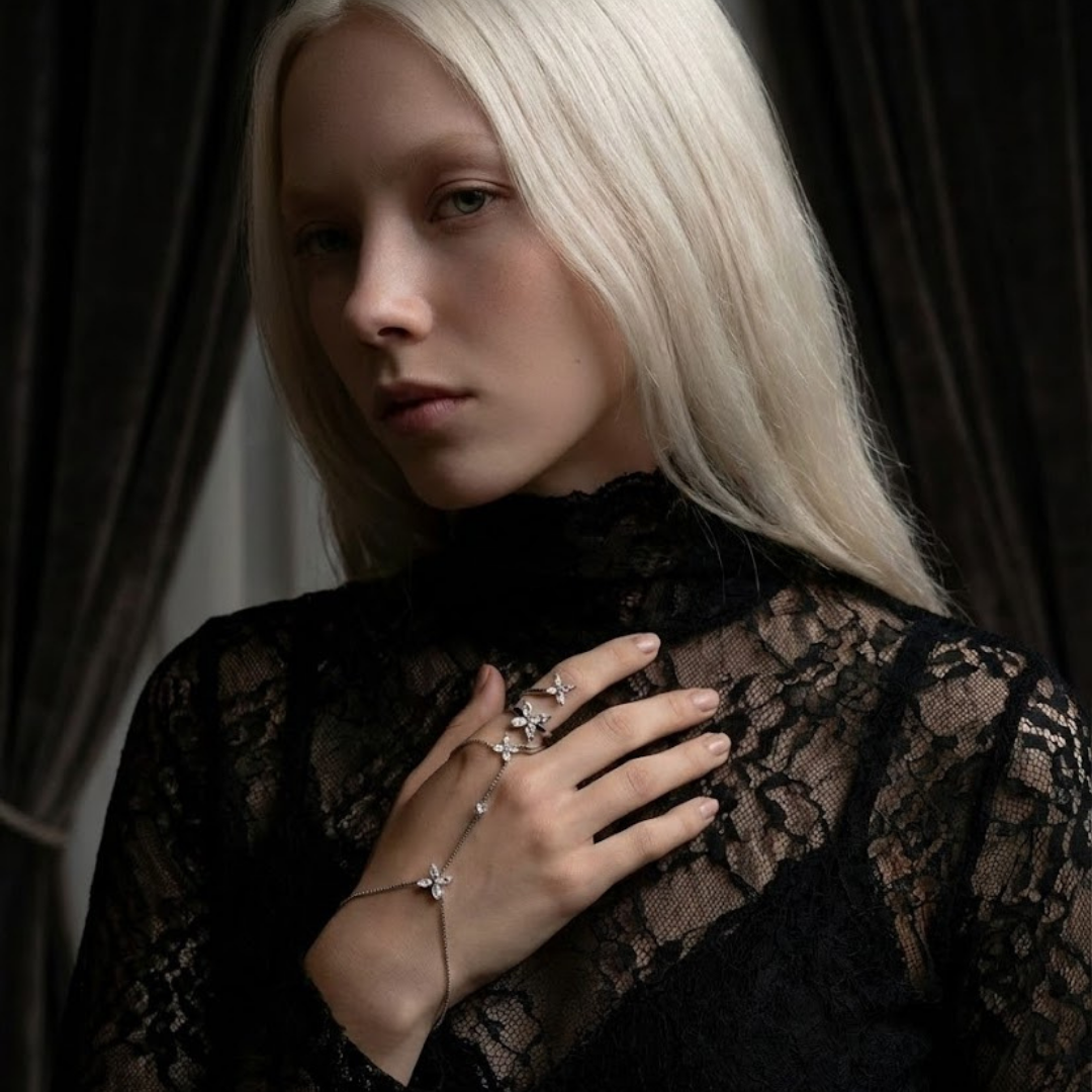 Celestial Vine Şahmeran