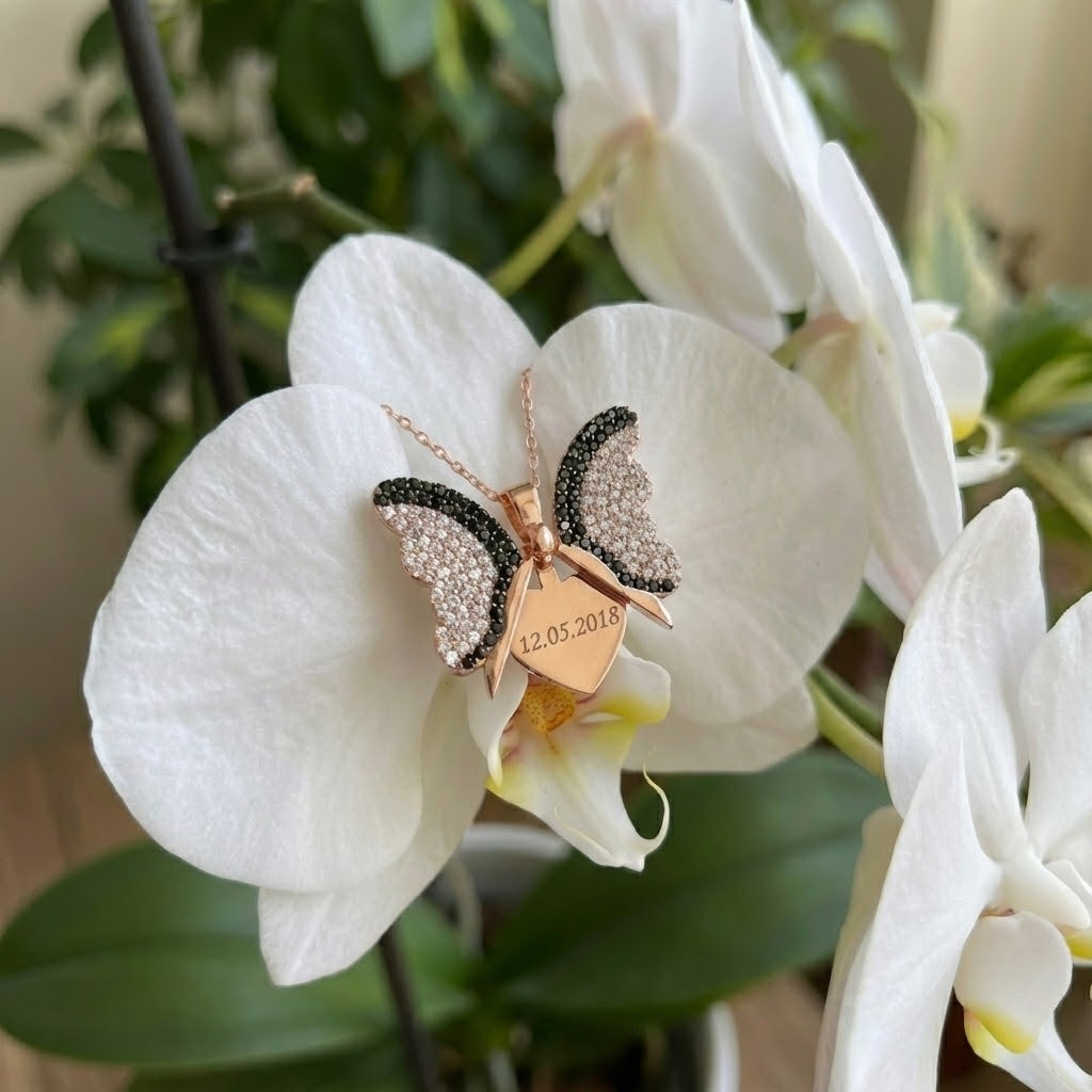 İsimli Kelebek Kolye